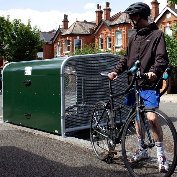 Straatpraat #7 Laten wij Nederlanders het stallen van ons stalen ros wel sturen?